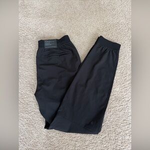 NWT Men’s Lululemon ABC Joggers Sweatpants Size Large Tall Black 33” Warpstreme